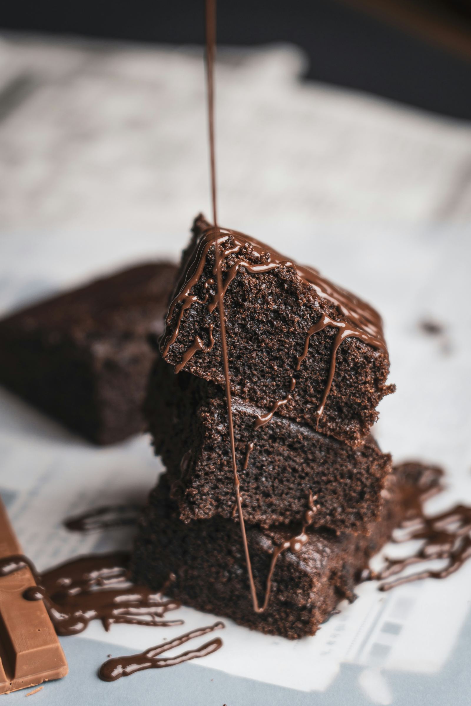 on tease un dessert. ça vous dit ?
